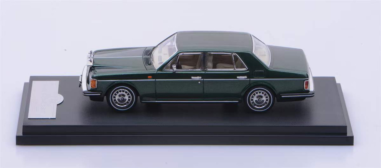 1/64 GFCC Rolls-Royce Silver Spur III (British Green) Diecast Car Model