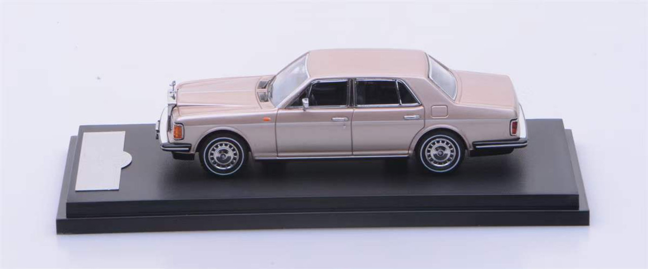 1/64 GFCC Rolls-Royce Silver Spur III (Gold Champagne) Diecast Car Model