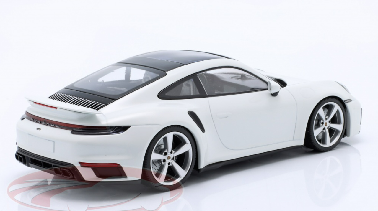 1/18 Dealer Edition 2021 2022 Porsche 911 (992) Turbo S (White) Car Model