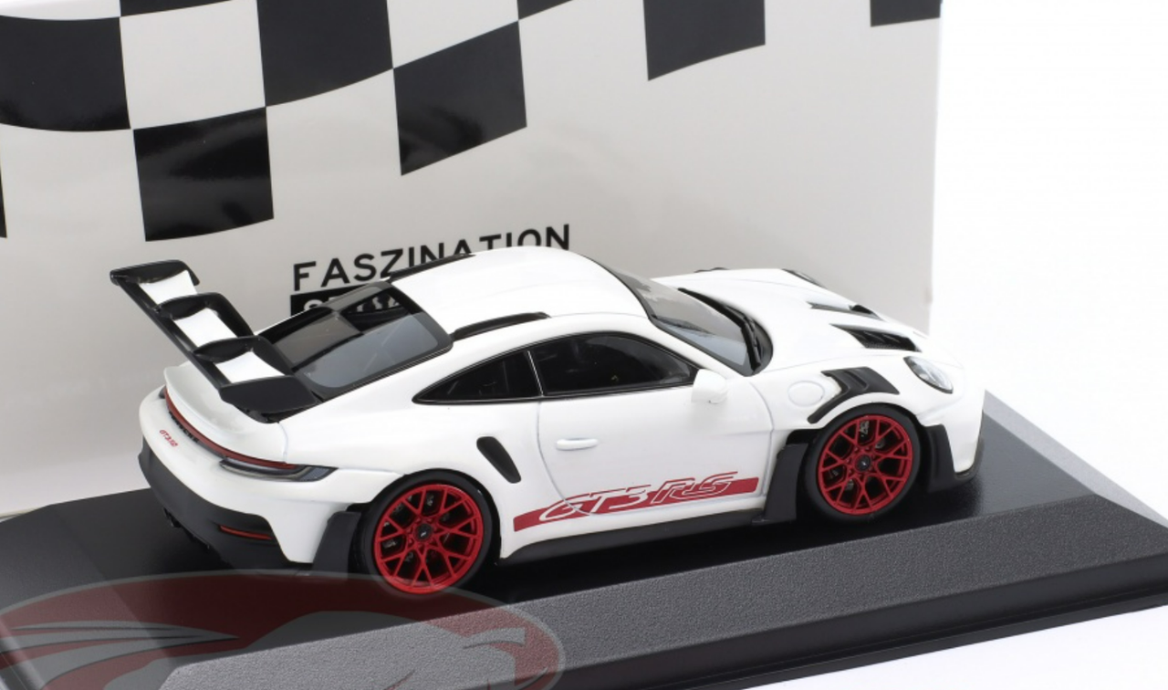 1/43 Minichamps 2023 Porsche 911 (992) GT3 RS (White with Red Wheels) Car  Model