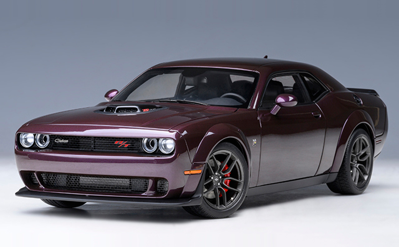 1/18 AUTOart 2022 Dodge Challenger R/T Scat Pack Widebody (Hellraisin  Purple) Car Model