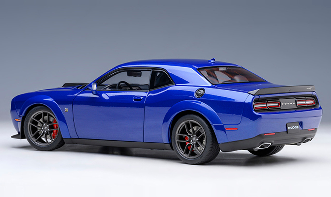 1/18 AUTOart 2022 Dodge Challenger R/T Scat Pack Widebody (Indigo Blue) Car Model