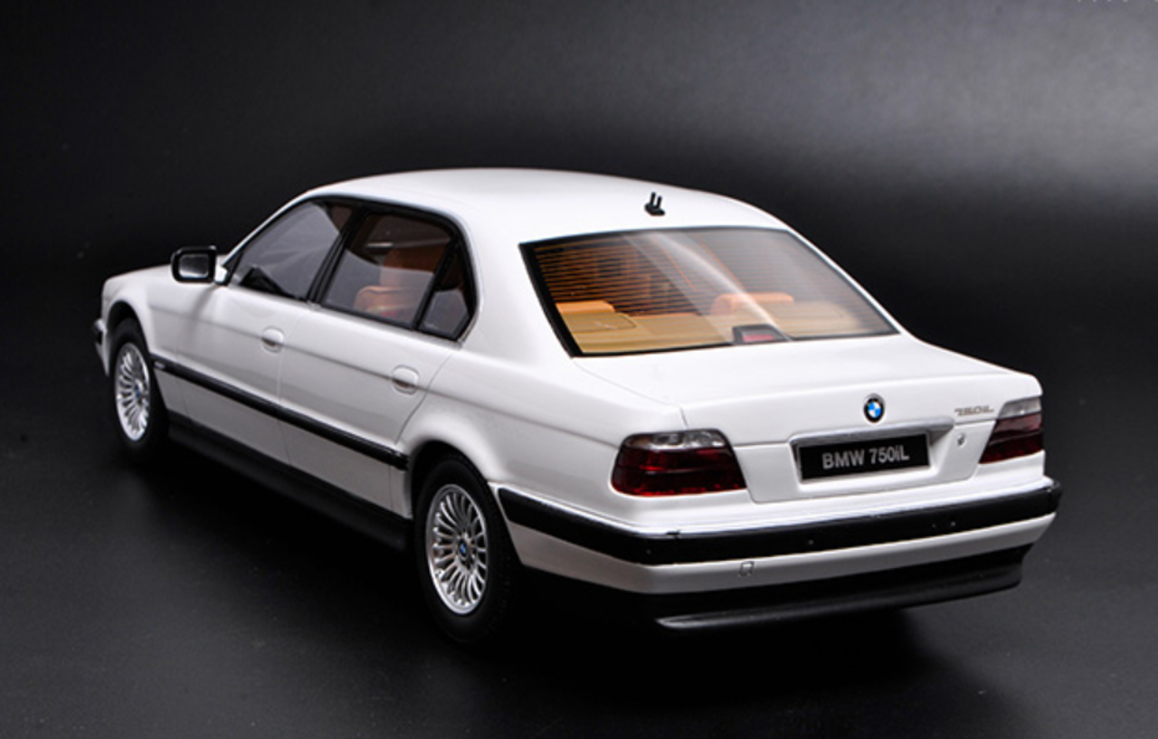1/18 OTTO BMW E38 7 Series 750iL (White) Resin Car Model Limited 
