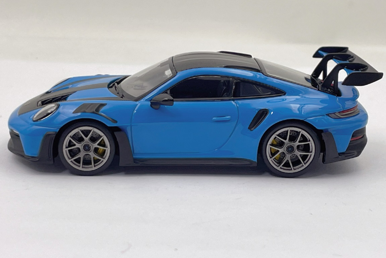 1/43 Minichamps 2023 Porsche 911 (992) GT3 RS (Blue with Dark Silver Wheels) Car Model