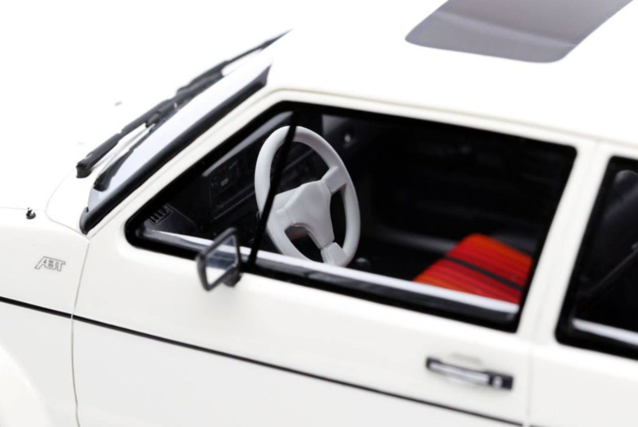 1/18 OTTO 1982 Volkswagen Golf GTI MK1 (White) Car Model