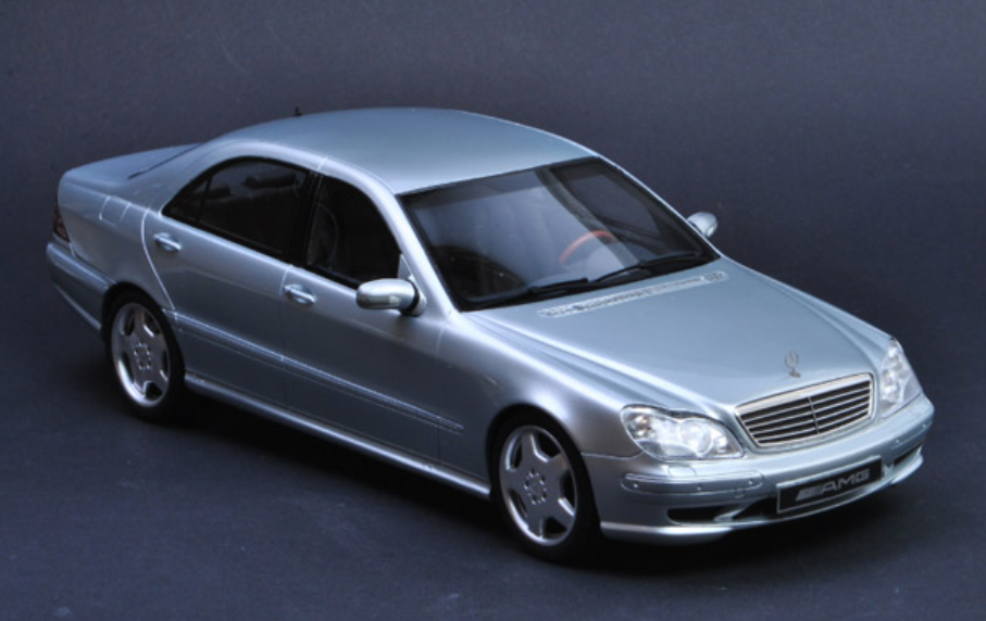 好評 メルセデスベンツ Sクラス S500 リアテールレンズ左右純正品 車外