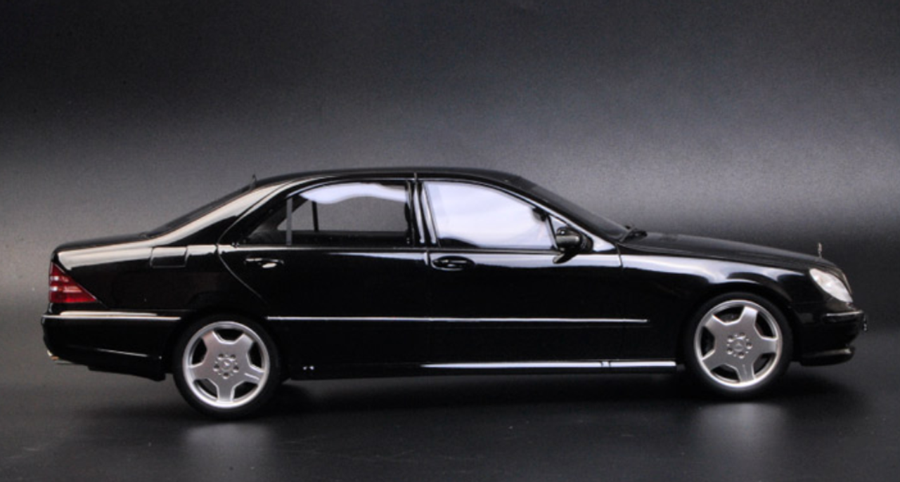 1/18 OTTO Mercedes-Benz Mercedes MB S-Class S-Klasse S55 AMG (W220) Black Resin Car Model