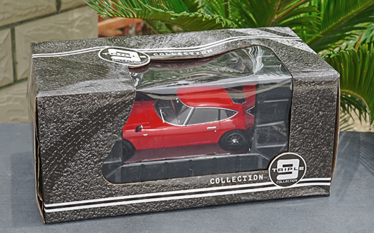 1/18 Triple 9 Triple9 Toyota 2000GT 2000 GT (Red) Diecast Car Model