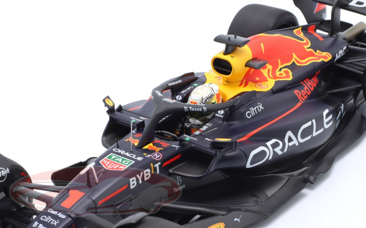 1/18 Minichamps 2022 Formula 1 Max Verstappen Red Bull RB18 #1 Winner Belgian GP Car Model