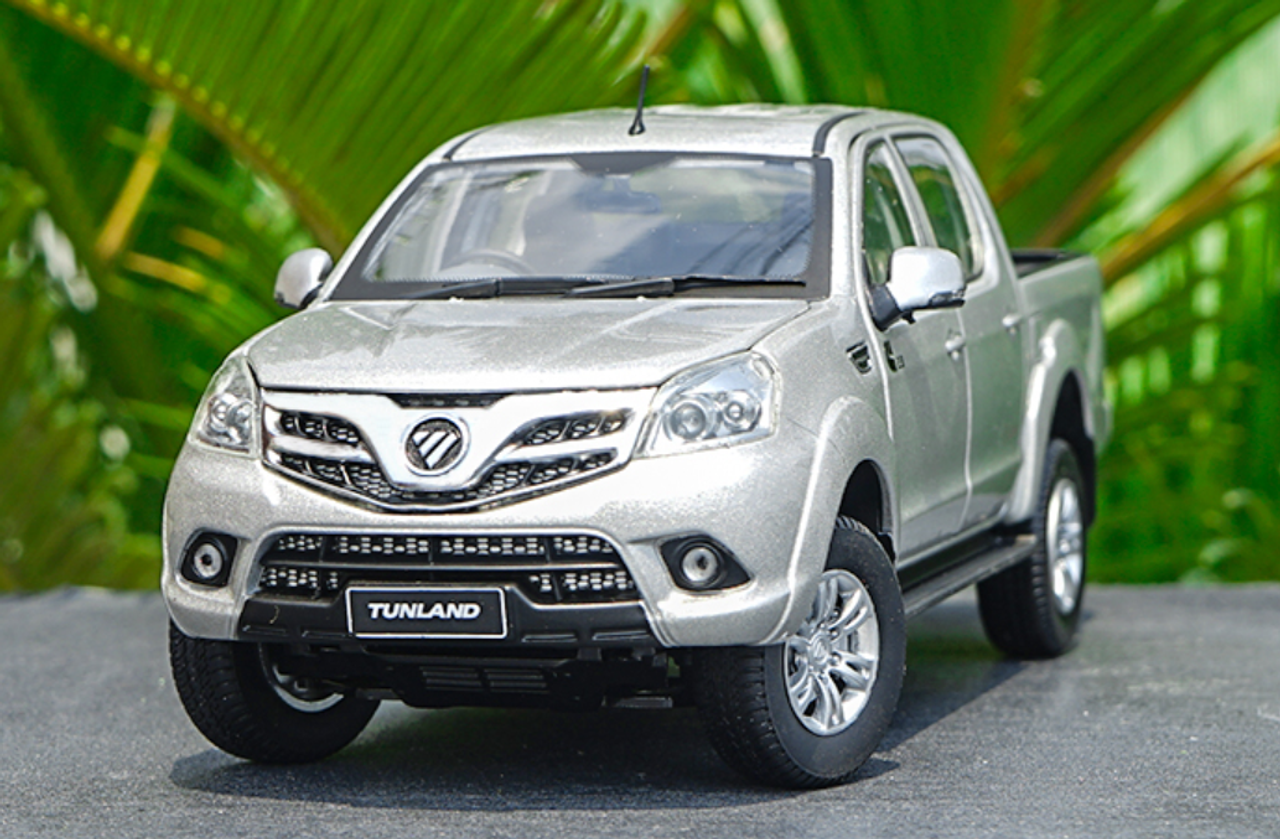 1/24 Dealer Edition Foton Tunland Diecast Car Model