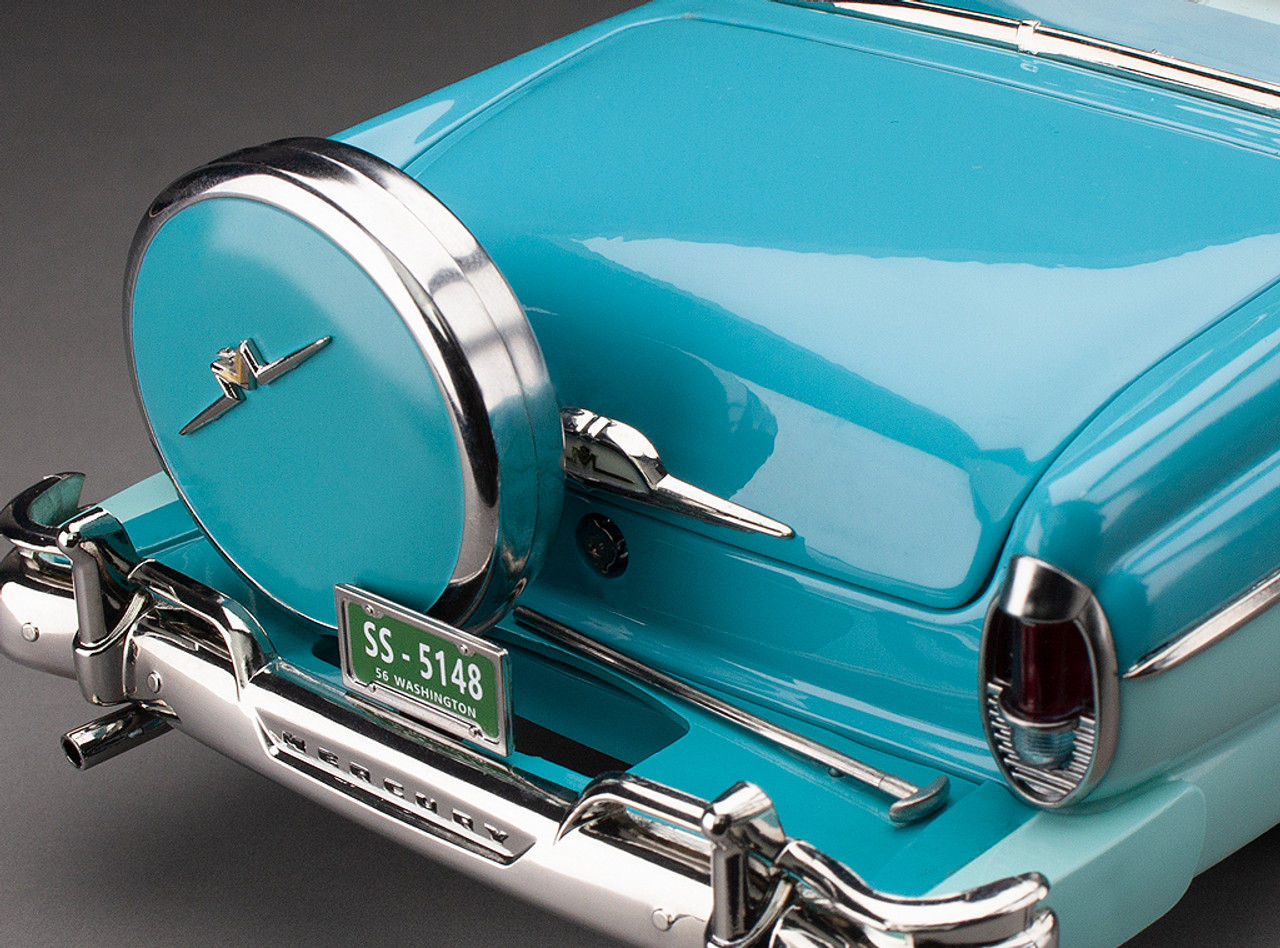1/18 Sunstar 1956 Mercury MontClair Hard Top (Niagra Blue