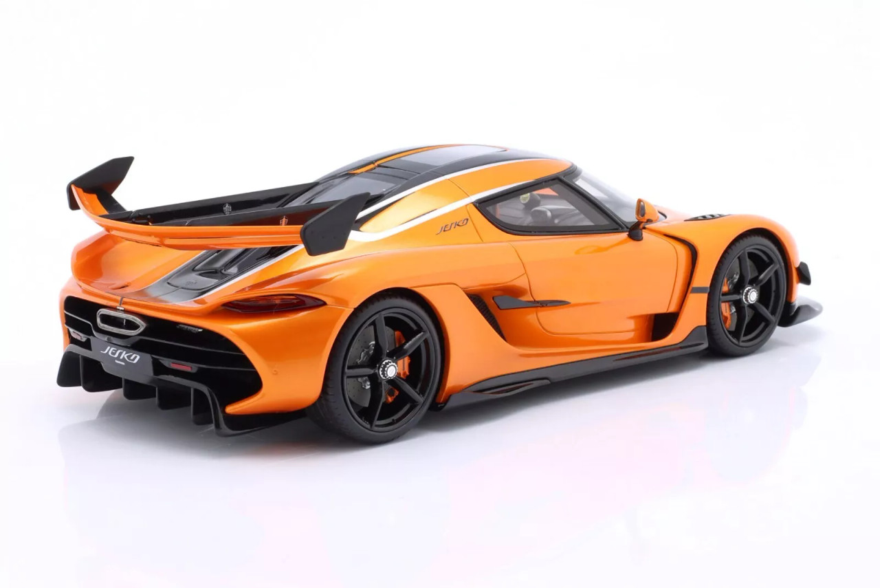 1/18 GT Spirit Koenigsegg Jesko Attack (Tang Orange) Resin Car