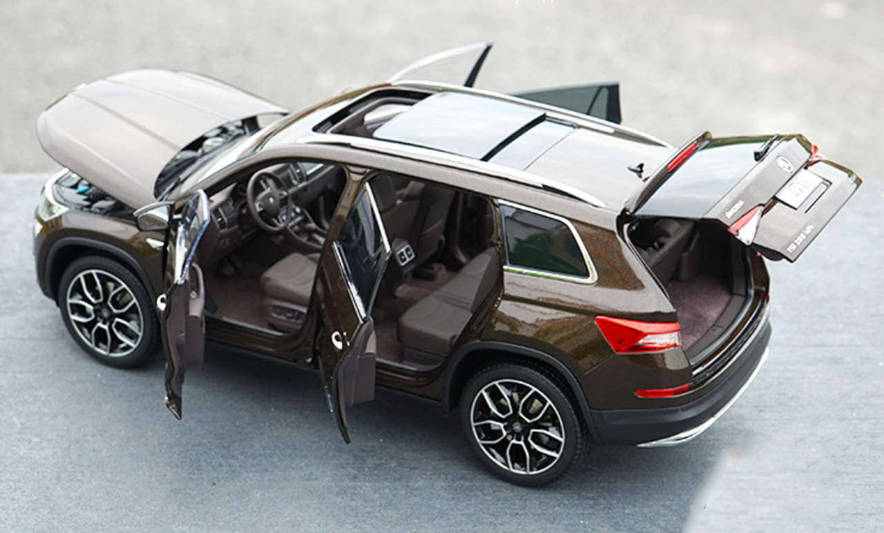 1/18 Dealer Edition Skoda Kodiaq (Brown) Diecast Car Model