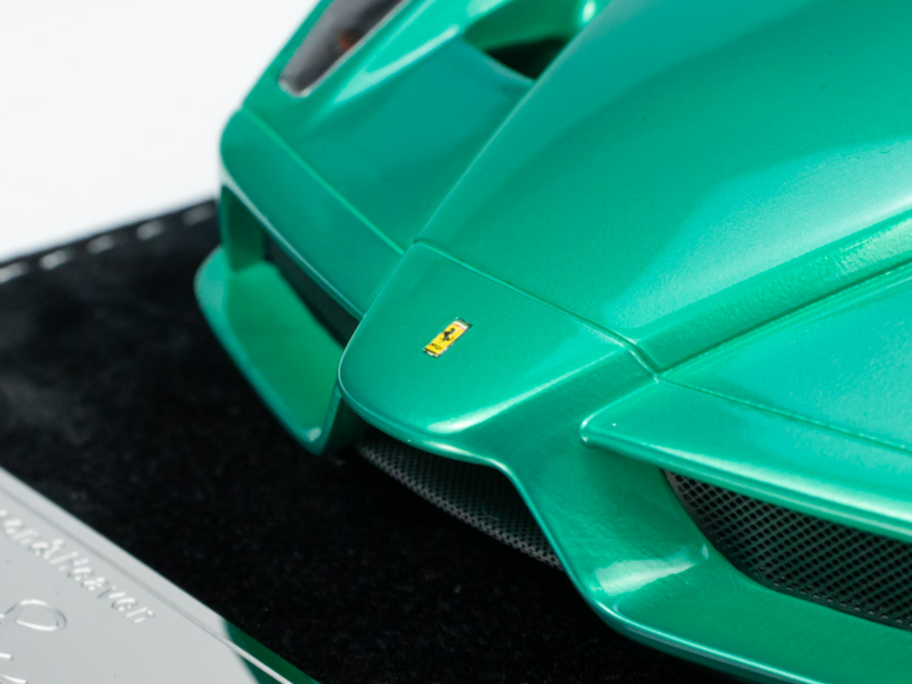 1/18 HH Model Ferrari Enzo emerald-green