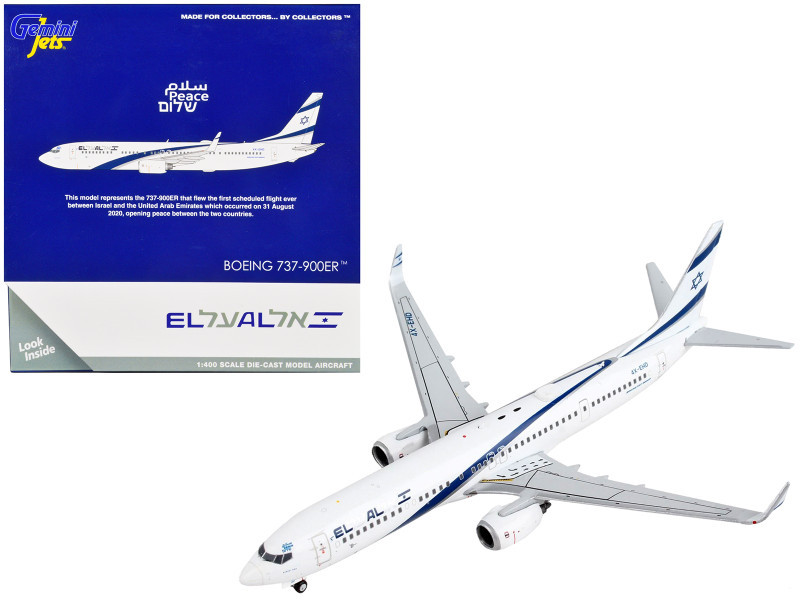 Boeing 737-900ER Commercial Aircraft 