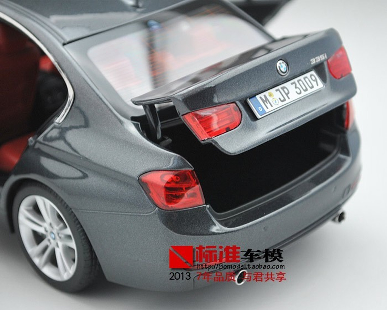 1/18 Paragon BMW F30 3 Series 335i (Grey) Diecast Car Model 