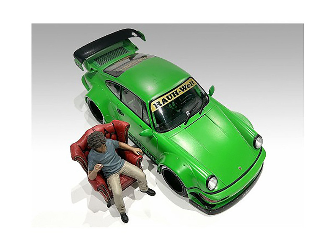 "RWB Legend Akira Nakai" Nakai-San Figure 1 with Chair for 1/18 Scale Models by American Diorama