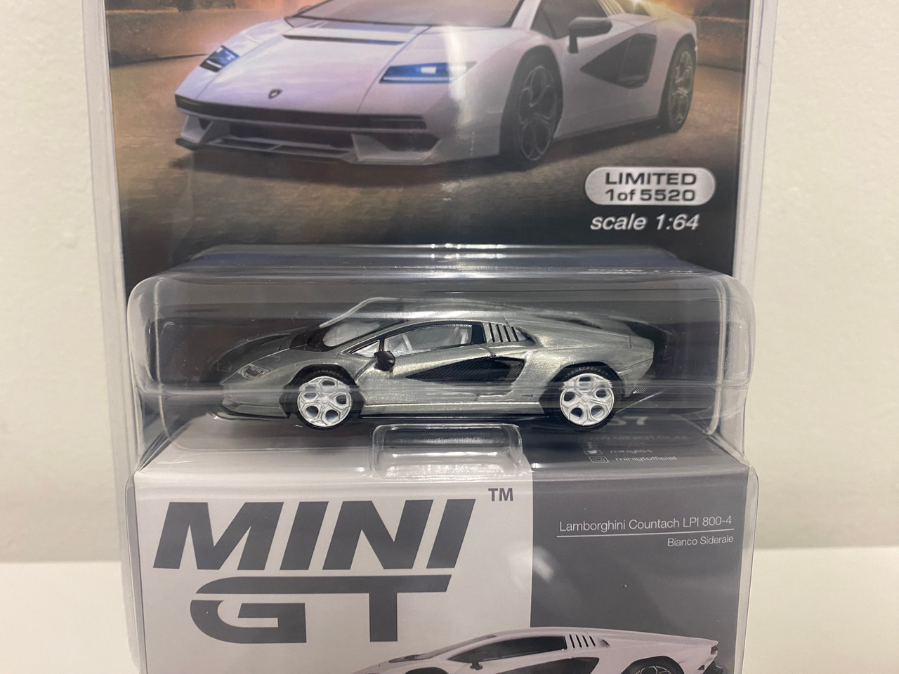 Mini GT 1:64 #567 Lamborghini Countach LPI 800-4 – Bianco Siderale – Mijo  Exclusives (Preorder)