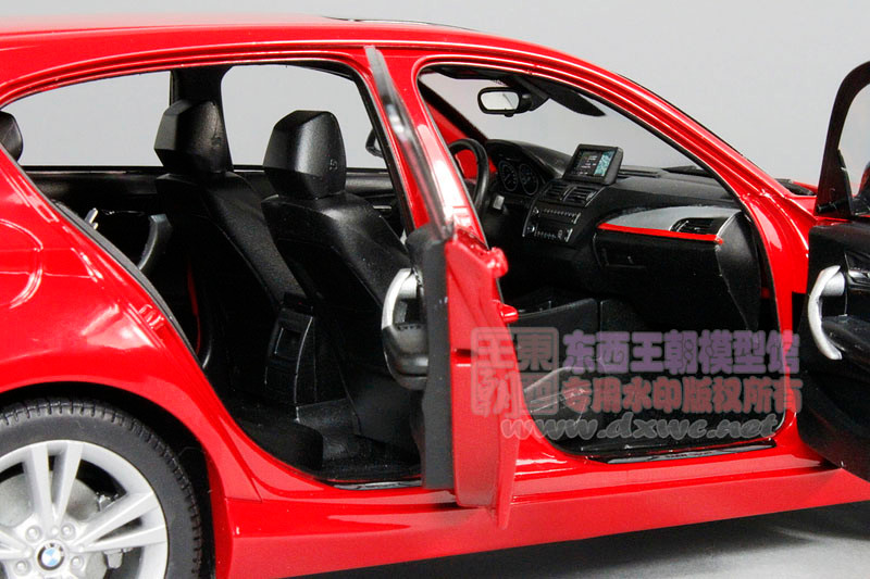 1/18 2011 BMW F20 1 Series 125i 120i (Red) Diecast Car Model