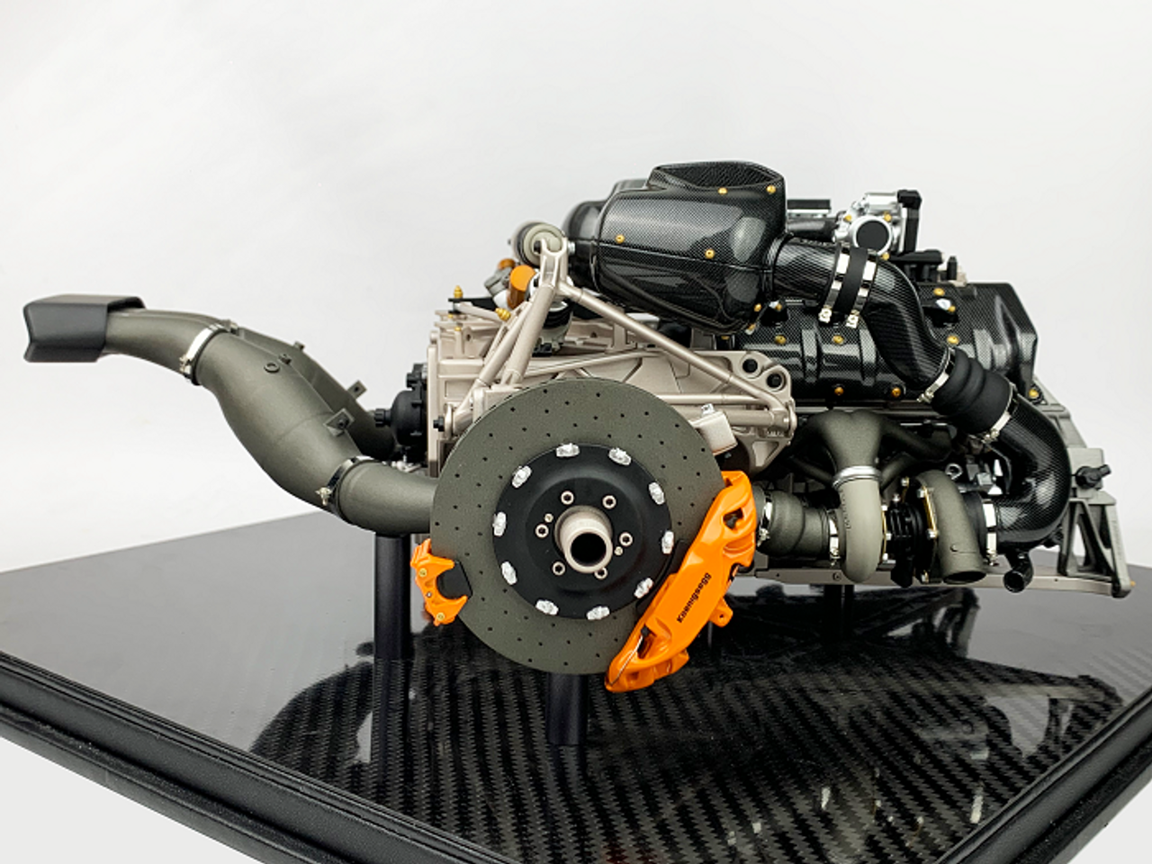 1/6 Frontiart Koenigsegg Jesko Engine Model