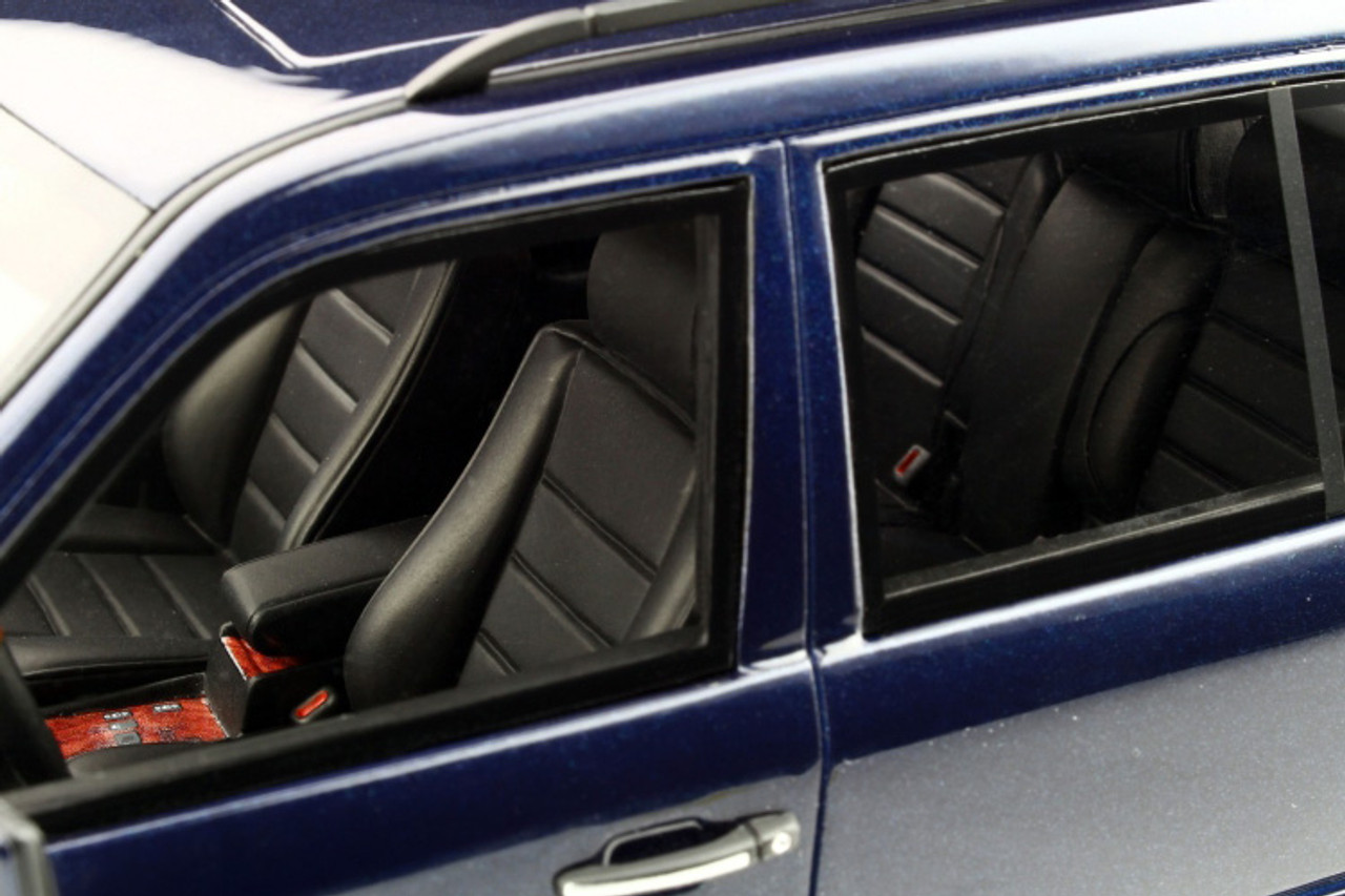 1/18 OTTO Mercedes-Benz Mercedes S124 E36 AMG Wagon (Blue
