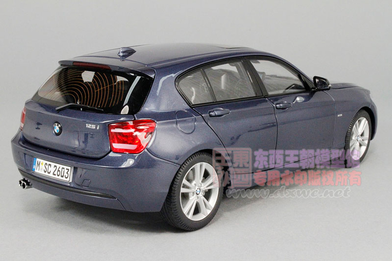 買い卸値BMW 1シリーズ F20 120i 1/18 ミニカー 白 乗用車