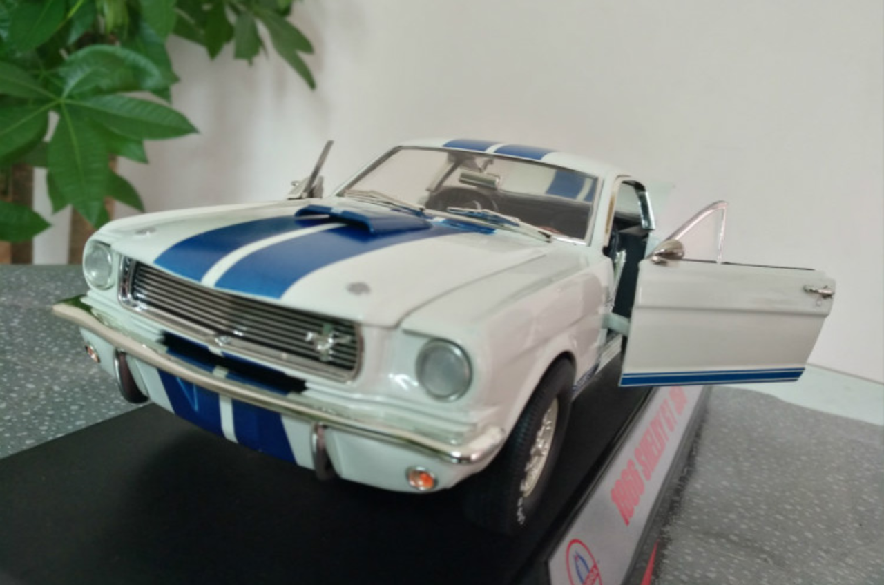 1/18 Dealer Edition 1966 Ford Mustang Shelby GT 350 GT350 (White w/ Blue Stripe) Diecast Car Model