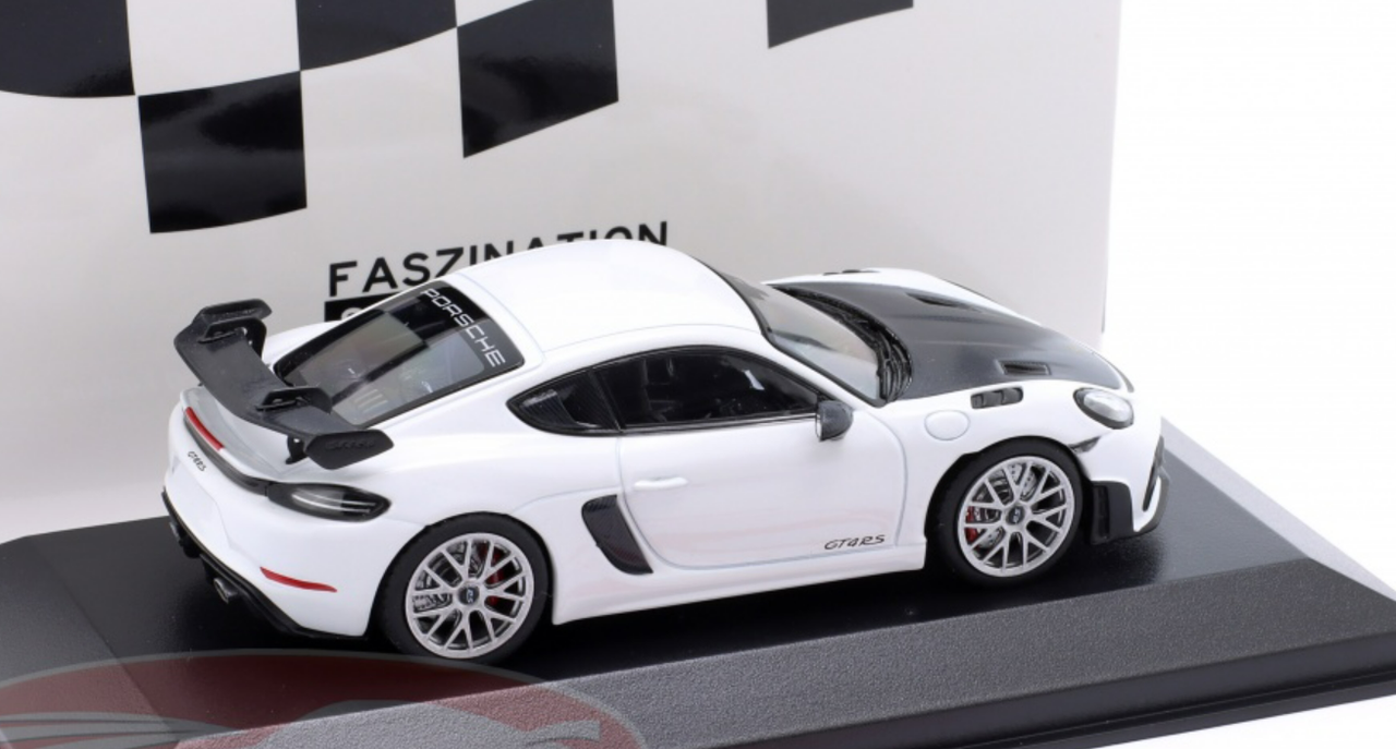 1/43 Minichamps 2021 Porsche 718 (982) Cayman GT4 RS (White with Silver Wheels) Car Model