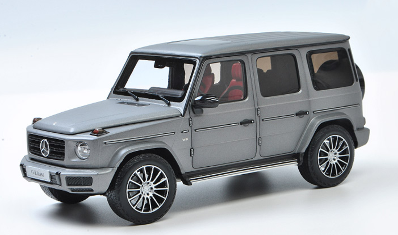 1/18 Dealer Edition 2019 Mercedes-Benz Mercedes G-Class G-Klasse G500 (Matt Silver / Designo Platinum Magno) Diecast Car Model