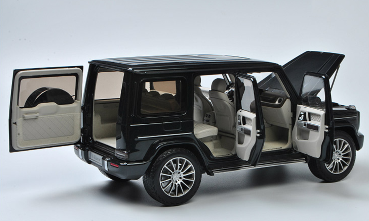 1/18 Dealer Edition 2019 Mercedes-Benz Mercedes G-Class G-Klasse G500 (Dark Green) Diecast Car Model