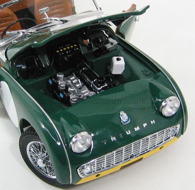 京商 (1/18) トライアンフ TR3A 1/18 Kyosho Triumph TR3A Racing Green with Plain Deco Diecast Car
