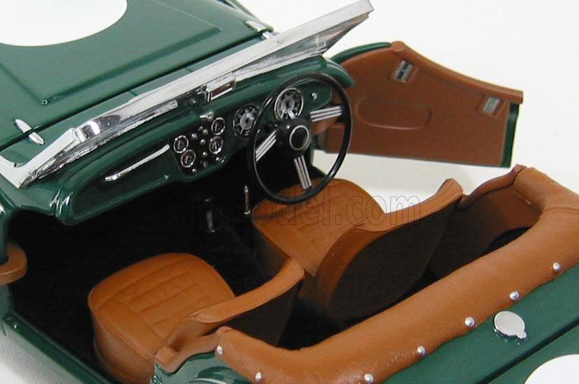 1/18 Kyosho Triumph TR3A Racing Green with Plain Deco Diecast Car