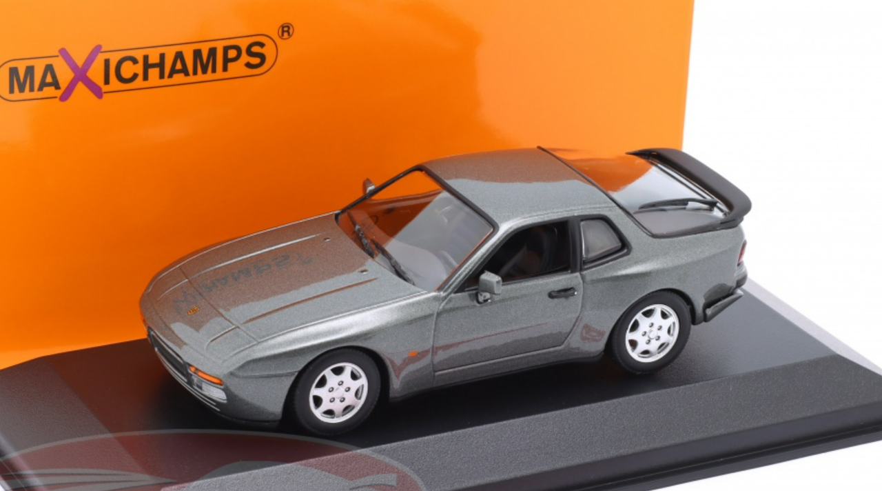 1/43 Minichamps 1989 Porsche 944 S2 (Grey Metallic) Car Model