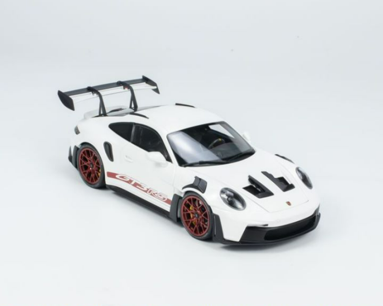 1/18 Minichamps PORSCHE 911 (992) GT3 RS - 2022 -WHITE W RED DECOR & WHEELS CLDC Exclusive Diecast Car Model (Limited 500 Pieces)