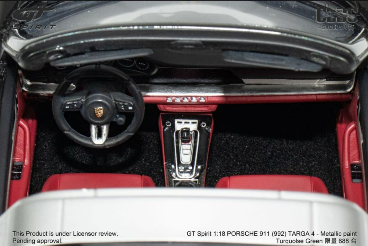 1/18 GT Spirit Porsche 911 (992) Targa 4 (Metallic Green) Car