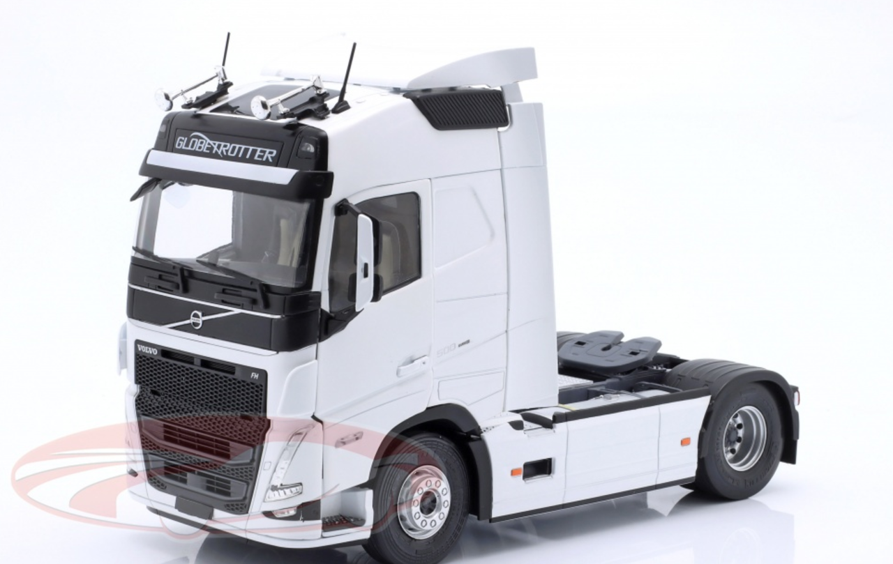 1/24 Solido 2021 Volvo FH Globetrotter XL SZM (White) Diecast Car Model