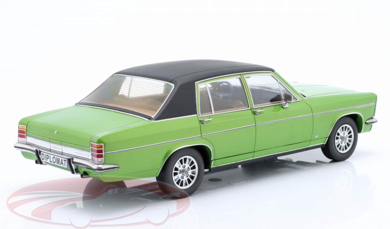1/18 Modelcar Group 1972 Opel Diplomat B (Green Metallic) Car Model