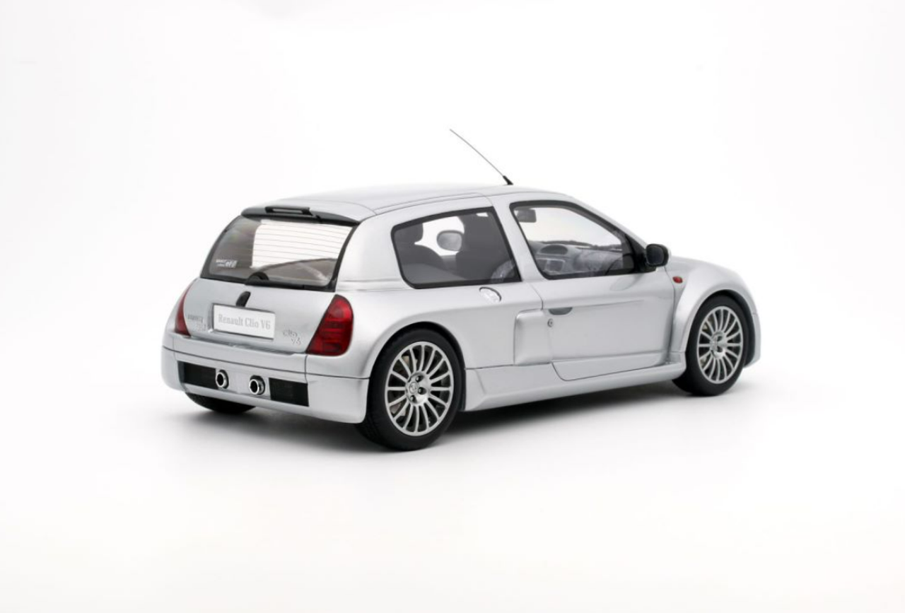 1/18 OTTO 2001 Renault Clio V6 Phase 1 Car Model