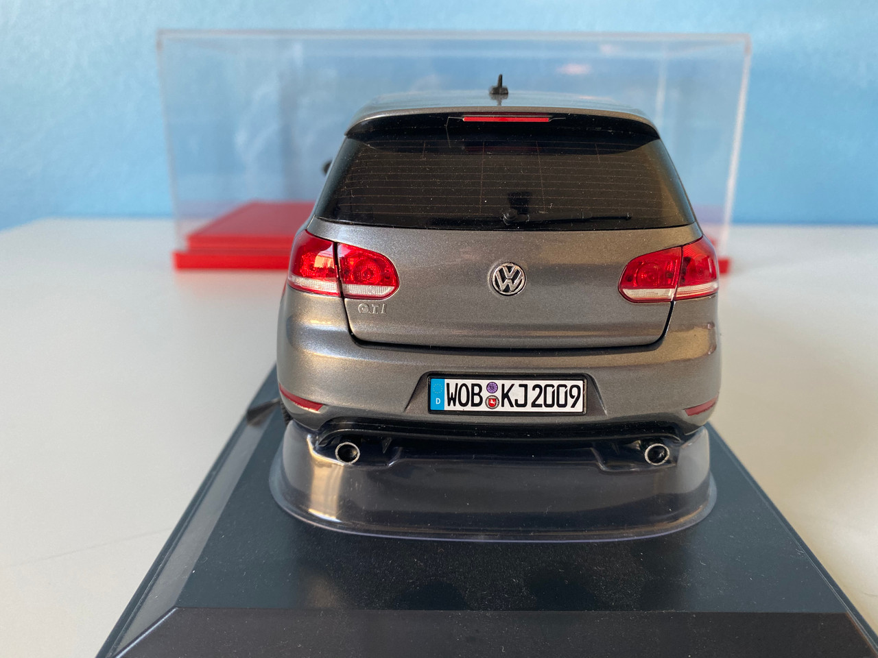 Custom Painted 1/18 Volkswagen Golf GTI 6th generation (Silver Grey) Diecast Car Model w/ Leather base Acrylic Display Case