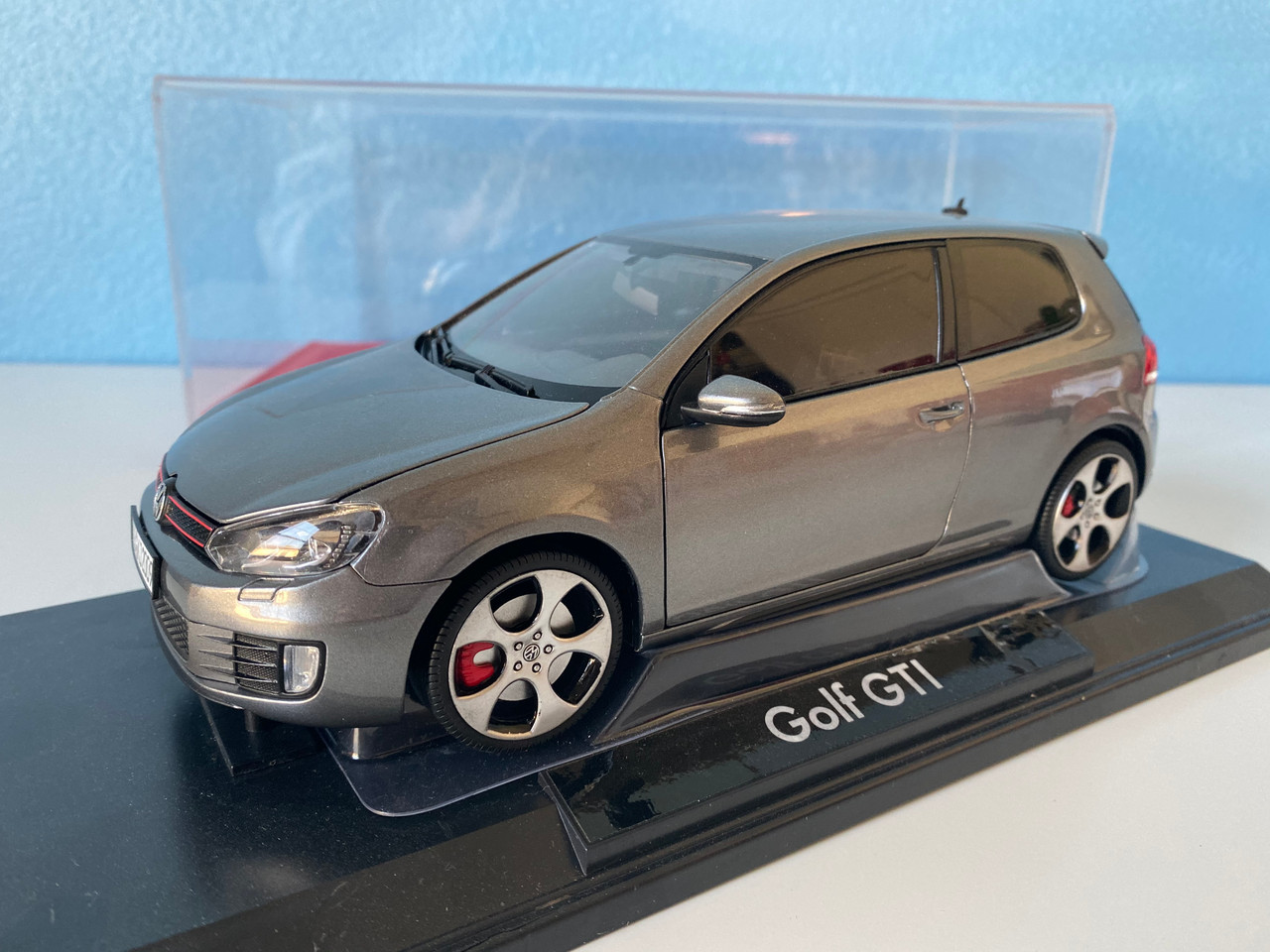 Custom Painted 1/18 Volkswagen Golf GTI 6th generation (Silver Grey) Diecast Car Model w/ Leather base Acrylic Display Case