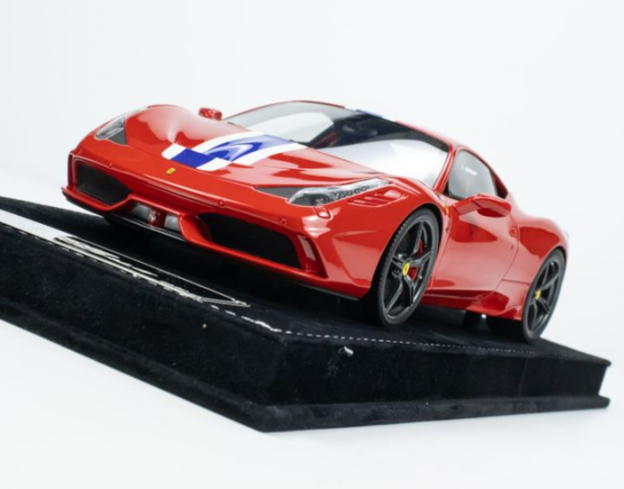 1/18 HH Model Ferrari 458 Speciale Red