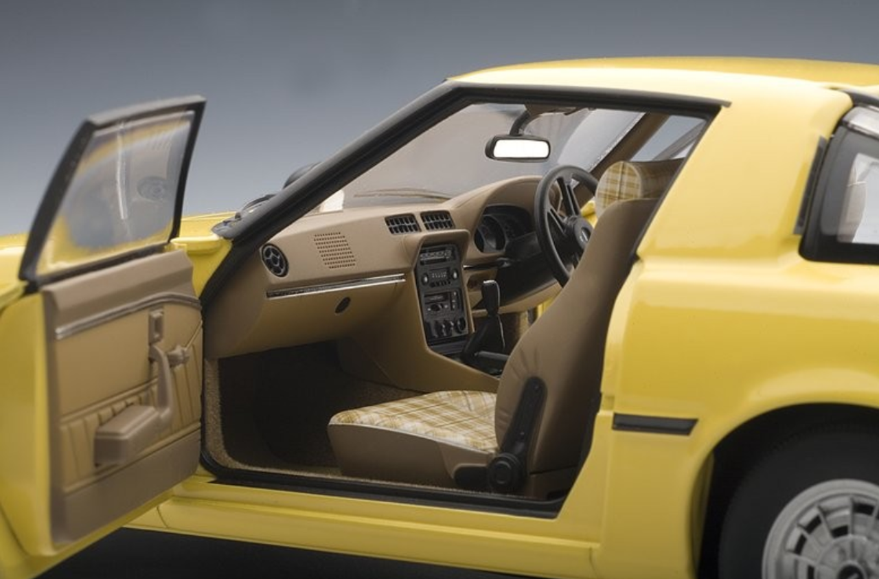 1/18 AUTOart Mazda Savanna RX-7 RX7 (Yellow) Diecast Car Model 75983