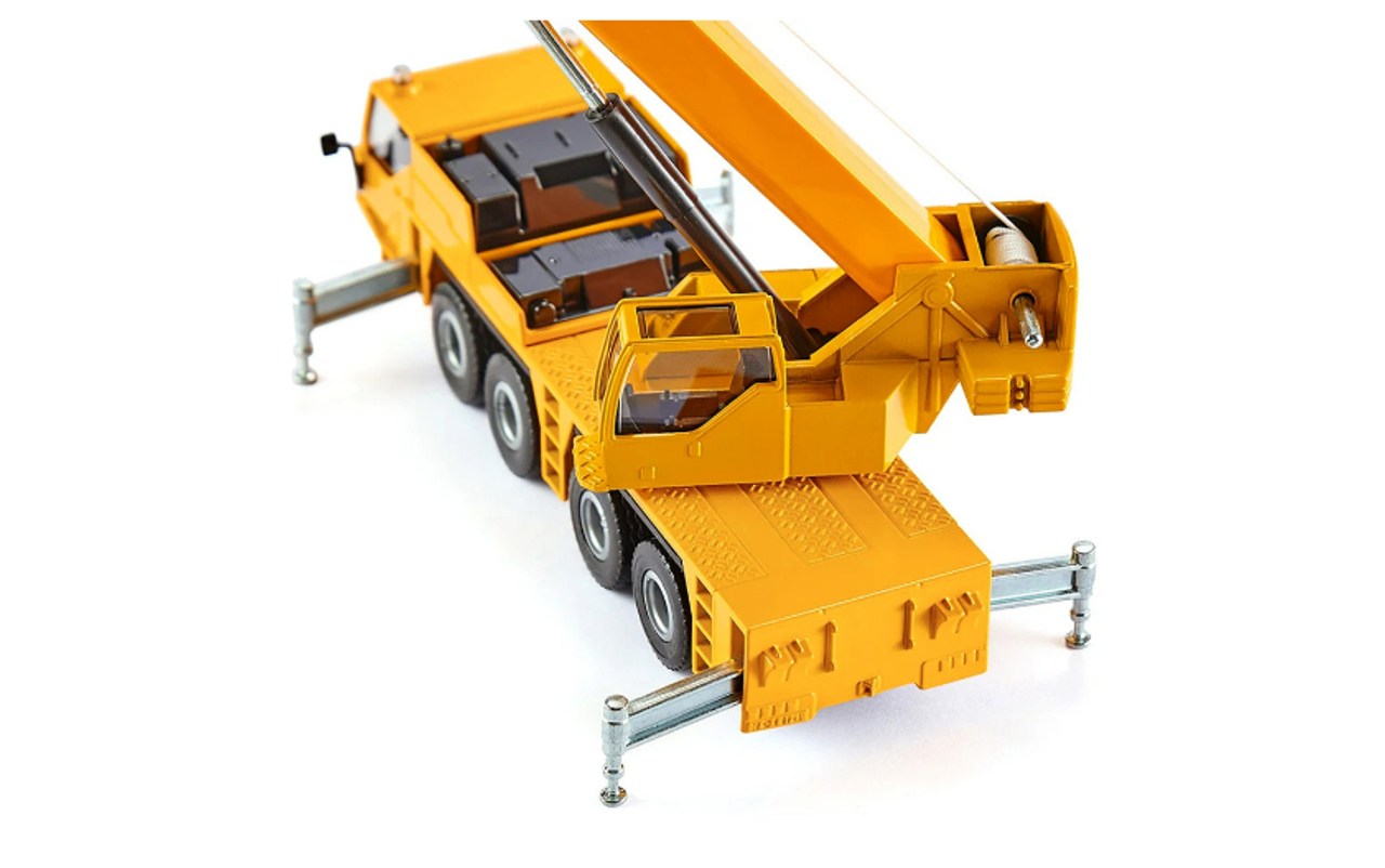 Mobile Crane Yellow 1/55 Diecast Model by Siku