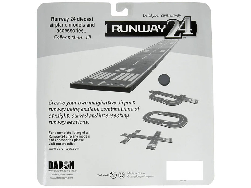 Runway Intersections 2 Piece Set for Diecast Models by Runway24
