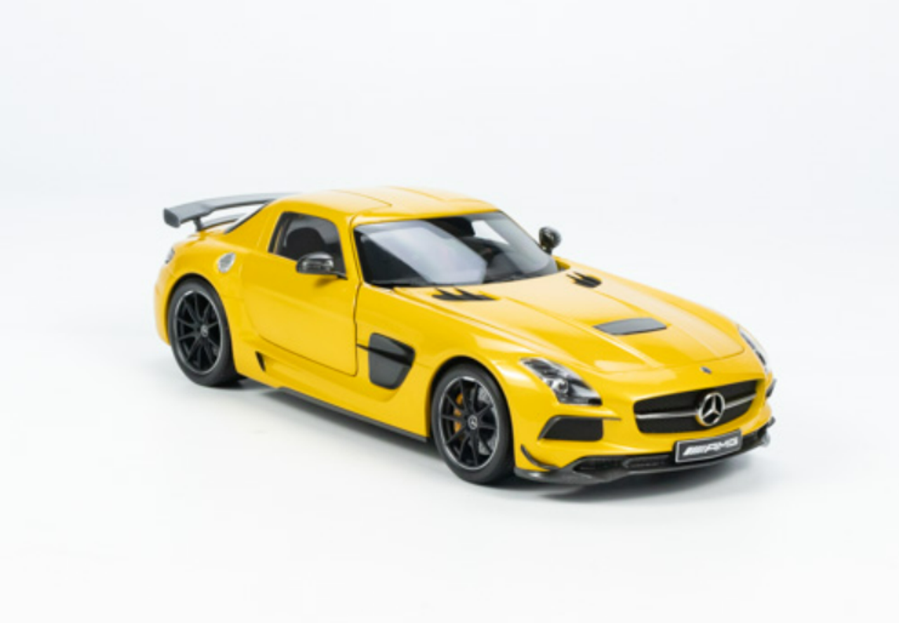 1/18 Minichamps Mercedes-Benz AMG SLS Black Series (Gold Yellow) Diecast Car Model