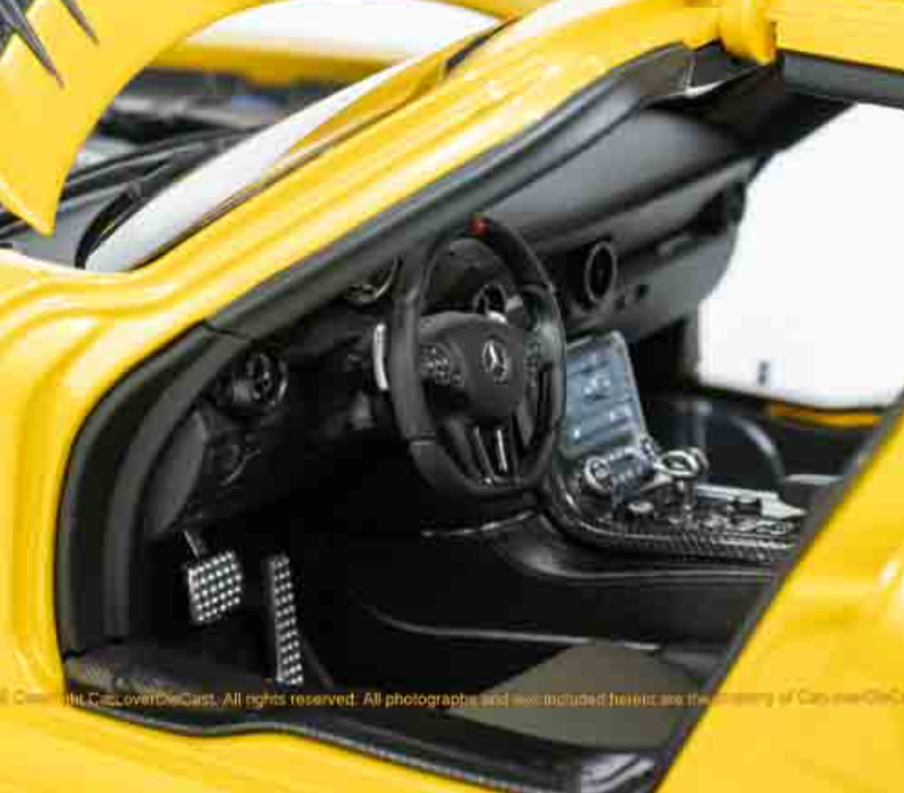 1/18 MINICHAMPS Mercedes-Benz AMG SLS Black Series GOLD Yellow CLDC exclusive CLDC (Limited 300 Pieces)