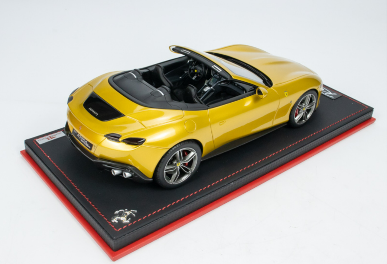 1/18 MR Collection Ferrari ROMA 2023 Convertible sports car model Yellow