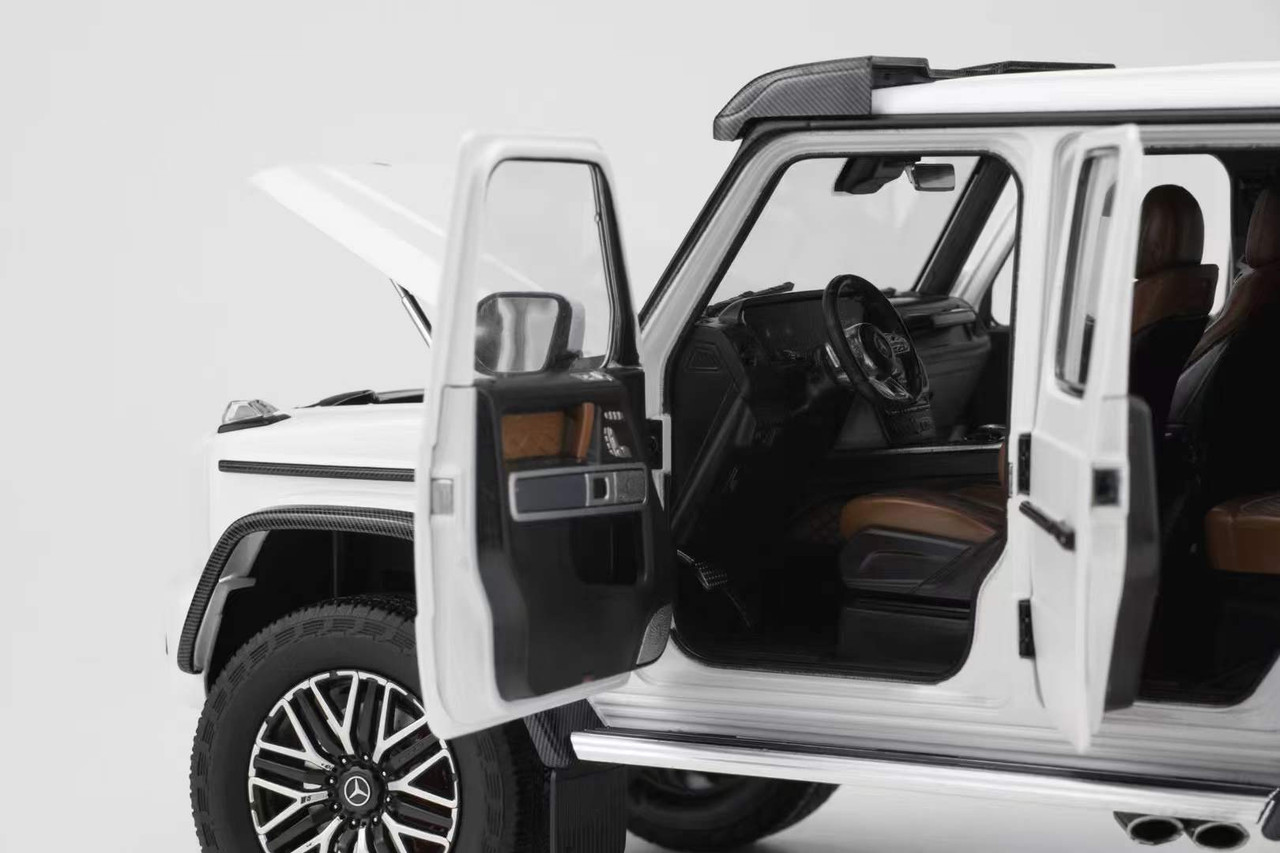 1/18 NZG Mercedes-Benz G63 4x4 (White) Diecast Car Model
