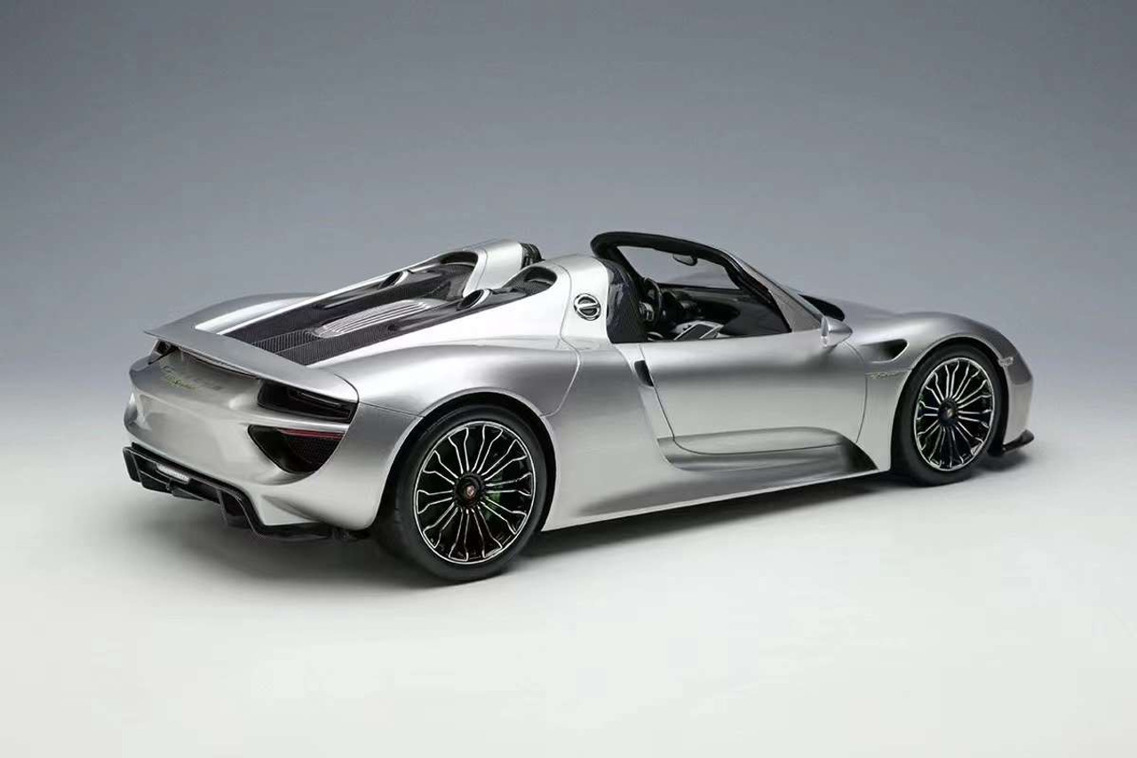 1/18 Makeup 2011 Porsche 918 Spyder (GT Silver) Car Model