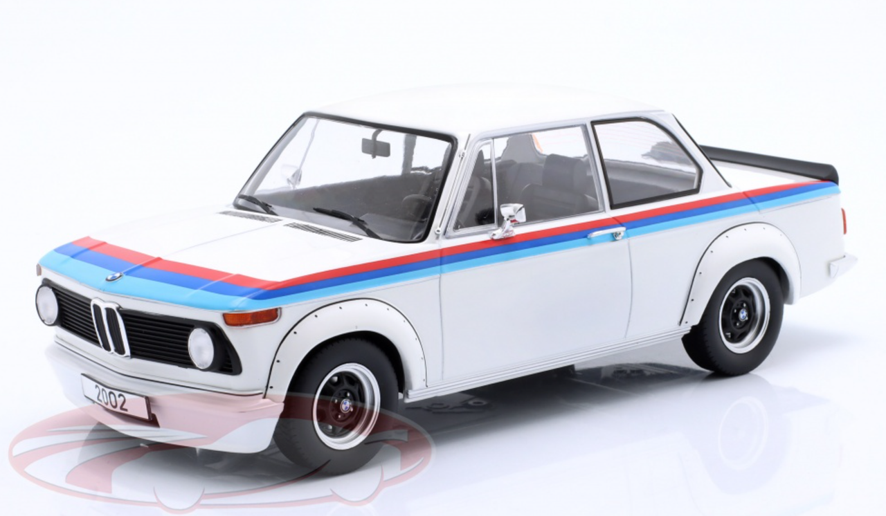 買付けMinichamps 1/18 BMW 2002 Turbo 乗用車